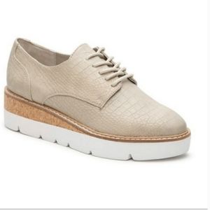 Steve Madden Wrenley Wedge Oxford